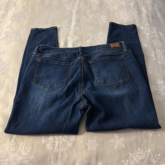 32. Simple Society dark wash skinny jeans. No distressing. Lots of stretch - Picture 8 of 8